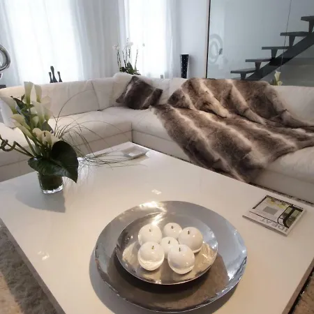 Апартаменты Apartment Saint-Tropez *